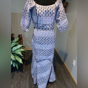 Elegant Circle Patterned Dress

G2 0226


ACCEPTING OFFERS